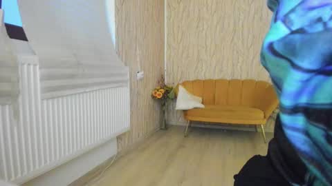 Snapshot of aisharouhi chatting on February 13, 4:54 am Aisha online show from February 13, 4:54 am