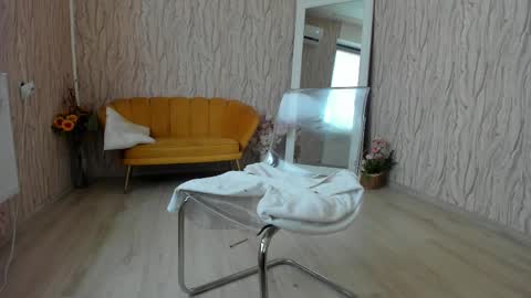 Snapshot of aisharouhi chatting on February 15, 11:39 am Aisha online show from February 15, 11:39 am