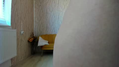 Snapshot of aisharouhi chatting on March 3, 1:53 pm Aisha online show from March 3, 1:53 pm