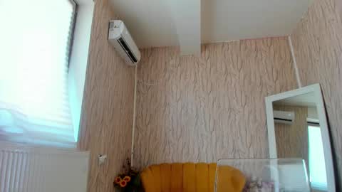 Snapshot of aisharouhi chatting on March 10, 6:38 am Aisha online show from March 10, 6:38 am