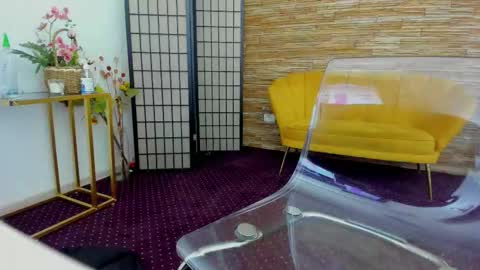 Snapshot of aisharouhi chatting on November 12, 11:54 am Aisha online show from November 12, 11:54 am