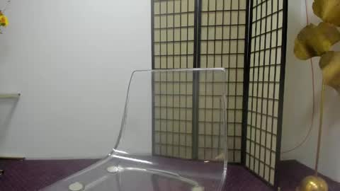 Aisha online show from April 15, 4:30 am