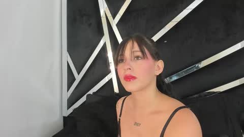 aishaxht online show from February 28, 9:27 pm