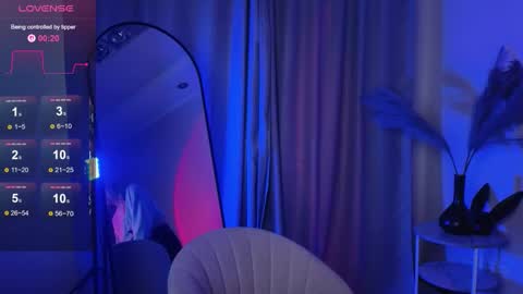 aishiro online show from September 11, 12:49 pm