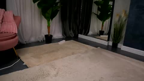 Aish online show from April 20, 10:07 am