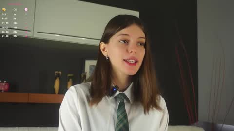 Aliza online show from February 19, 1:18 am