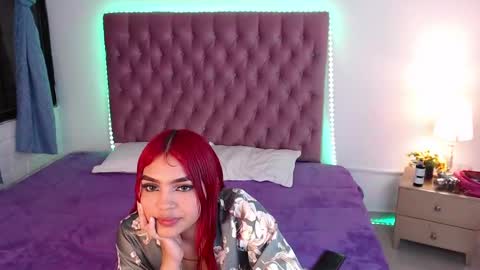 Snapshot of aixa_shaw chatting on January 29, 11:25 pm AIXA online show from January 29, 11:25 pm