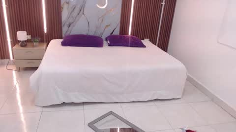 Snapshot of aixa_shaw chatting on September 9, 12:05 pm AIXA online show from September 9, 12:05 pm