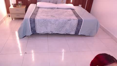 Snapshot of aixa_shaw chatting on September 16, 12:06 pm AIXA online show from September 16, 12:06 pm