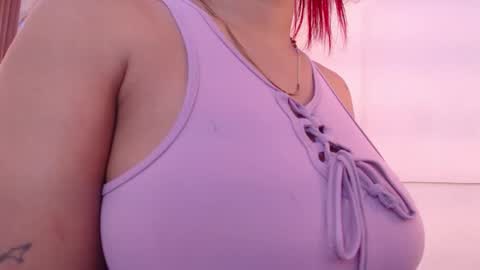 Snapshot of aixa_shaw chatting on November 12, 12:05 pm AIXA online show from November 12, 12:05 pm