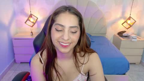 AIXA online show from November 1, 7:49 pm