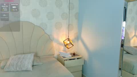 AIXA online show from February 11, 7:41 pm