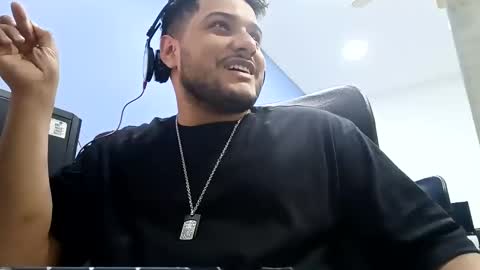 Esteban online show from December 30, 5:04 am