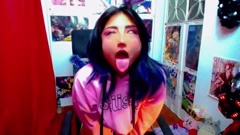 Snapshot of akai_krazna01 chatting on January 4, 2:25 pm Akai Kraz  online show from January 4, 2:25 pm