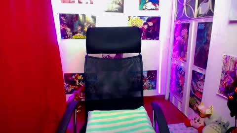 Snapshot of akai_krazna01 chatting on January 15, 12:36 pm Akai Kraz  online show from January 15, 12:36 pm