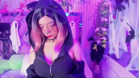 akane hikari  online show from October 20, 5:30 am