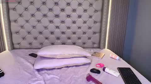 akane_sa online show from December 4, 2:10 am