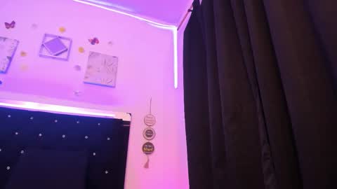 Snapshot of akarirosetti chatting on October 24, 5:37 am akarirosetti online show from October 24, 5:37 am