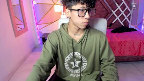 akazaboy online show from January 26, 4:20 am