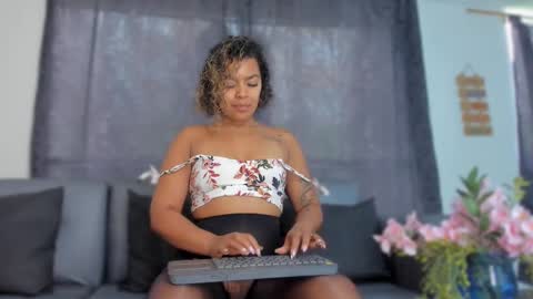 Akenda online show from February 26, 12:36 pm