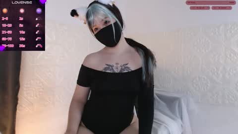 Amilia online show from October 31, 11:22 am