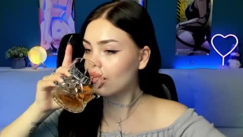 Snapshot of akirakatsu chatting on December 4, 2:37 pm Akira online show from December 4, 2:37 pm