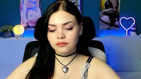 Snapshot of akirakatsu chatting on December 4, 8:18 pm Akira online show from December 4, 8:18 pm