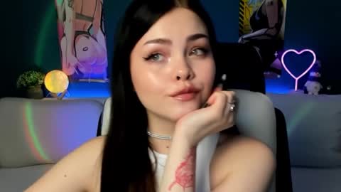 Snapshot of akirakatsu chatting on January 4, 7:44 pm Akira online show from January 4, 7:44 pm