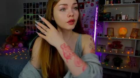 Snapshot of akirakatsu chatting on October 18, 11:33 am Akira online show from October 18, 11:33 am