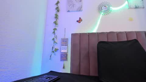 Snapshot of akirastone_ chatting on October 30, 12:28 pm akirastone_ online show from October 30, 12:28 pm