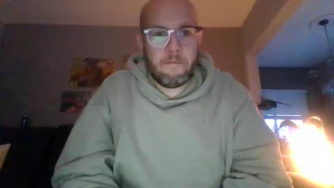 Snapshot of akpchi1984 chatting on December 19, 1:18 pm akpchi1984 online show from December 19, 1:18 pm