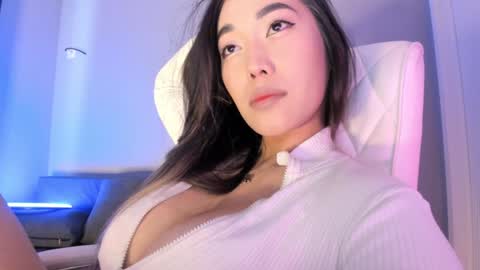 Akura is here 3 online show from November 19, 6:24 am
