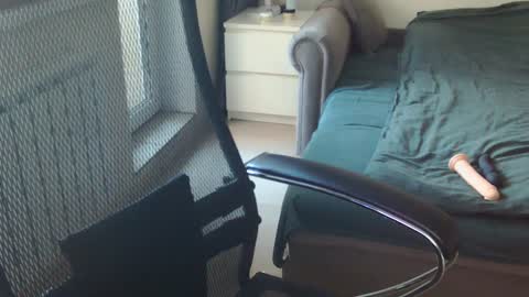 Alisha online show from December 18, 11:56 am