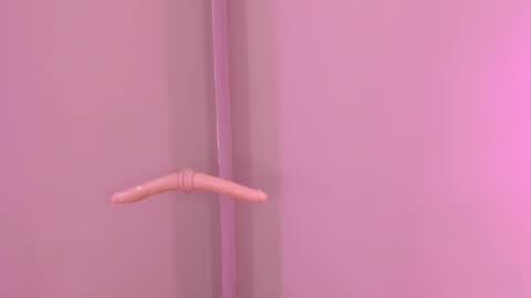 Snapshot of alahia_betancur chatting on March 6, 3:35 pm Alahia  online show from March 6, 3:35 pm