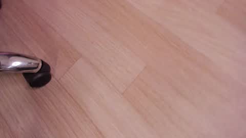 Snapshot of alahia_betancur chatting on October 24, 4:03 pm Alahia  online show from October 24, 4:03 pm