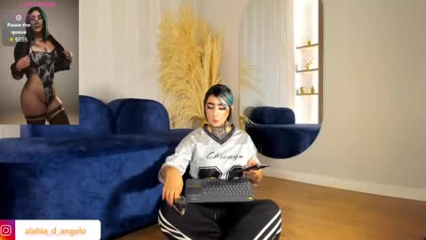 ALAHIA online show from May 22, 6:35 pm