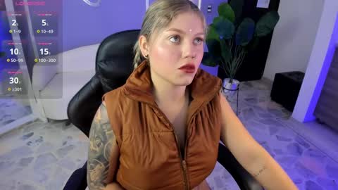 Alaia online show from September 18, 1:02 pm