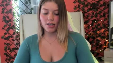 Alaia online show from April 17, 8:34 pm