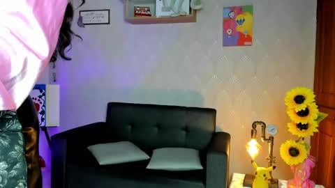 Alaia online show from April 18, 10:43 pm