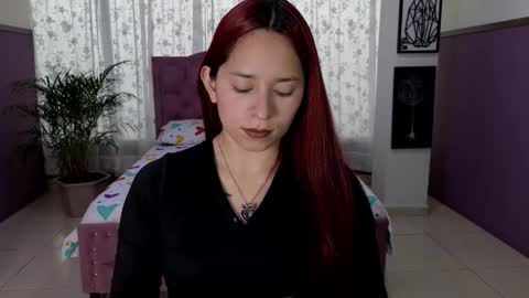 Alaia Skater online show from November 28, 7:05 pm