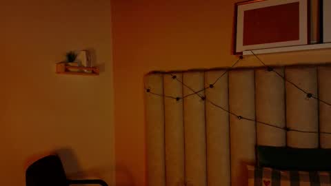  Alaia  online show from December 4, 11:30 am