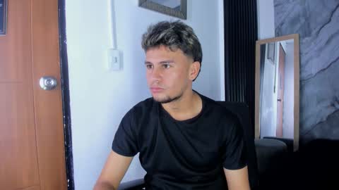 alan__smith online show from December 1, 7:52 pm