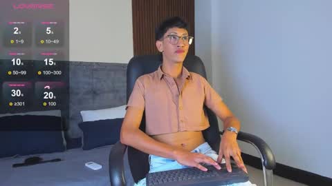 Snapshot of alan_bless18 chatting on November 22, 8:41 pm ALAN online show from November 22, 8:41 pm