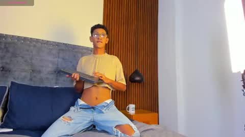 Snapshot of alan_bless18 chatting on November 24, 7:02 pm ALAN online show from November 24, 7:02 pm