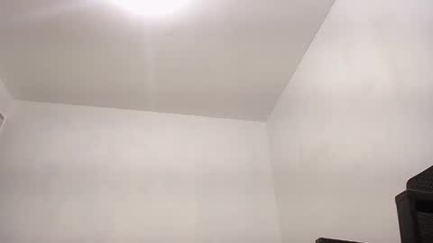 Snapshot of alan_gay chatting on November 24, 10:26 am Alan online show from November 24, 10:26 am