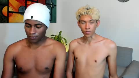 Snapshot of alan_scot chatting on December 29, 11:08 pm Alan and Criss - WE JUST FRIENDS WITH BENEFITS BOTH VERS online show from December 29, 11:08 pm