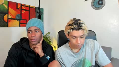 Snapshot of alan_scot chatting on February 2, 10:28 pm Alan and Criss - WE JUST FRIENDS WITH BENEFITS BOTH VERS online show from February 2, 10:28 pm