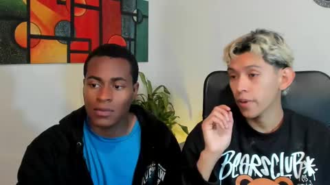 Snapshot of alan_scot chatting on February 20, 1:36 am Alan and Criss - WE JUST FRIENDS WITH BENEFITS BOTH VERS online show from February 20, 1:36 am