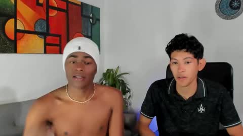 Snapshot of alan_scot chatting on September 15, 12:32 am Alan and Criss - WE JUST FRIENDS WITH BENEFITS BOTH VERS online show from September 15, 12:32 am