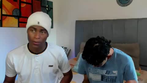 Snapshot of alan_scot chatting on November 17, 6:24 pm Alan and Criss - WE JUST FRIENDS WITH BENEFITS BOTH VERS online show from November 17, 6:24 pm